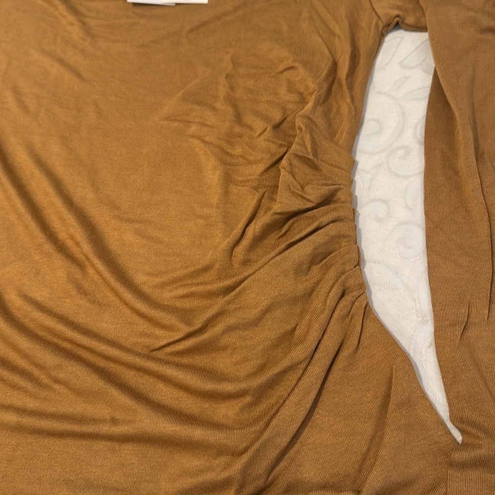 Vince, Drape Neck long Sleeve Top. Ladies 1X - Picture 9 of 15